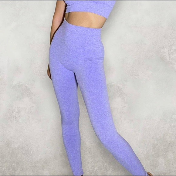 Seamless bottom - has a set - Picture 2 of 3